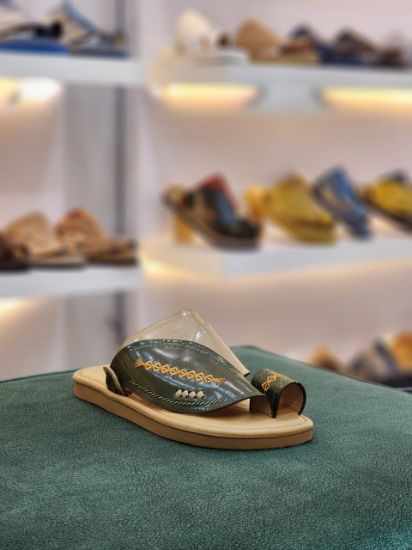 صورة زبيري وطني مطرز مديل م21